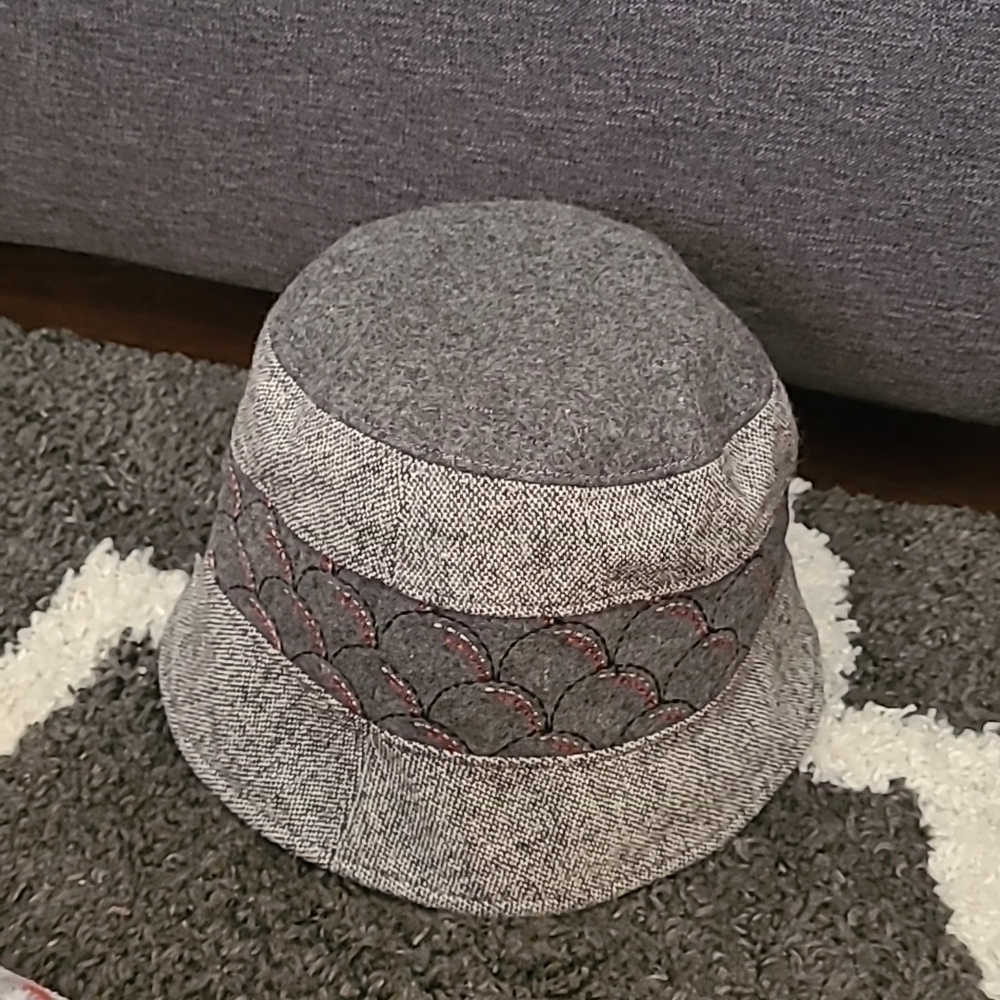 San Diego Hat Co vintage gray red embroidered wool blend hat